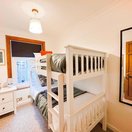 3 Bedroom Home Close To Town Centre With Wifi & Garden Royal Tunbridge Wells Εξωτερικό φωτογραφία