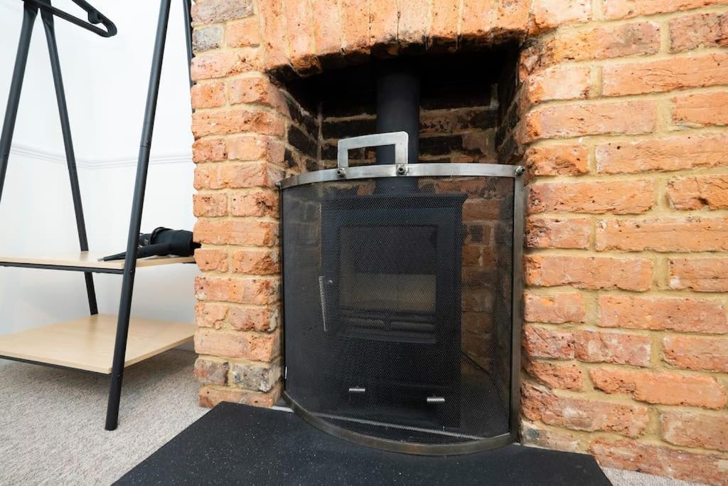 3 Bedroom Home Close To Town Centre With Wifi & Garden Royal Tunbridge Wells Εξωτερικό φωτογραφία