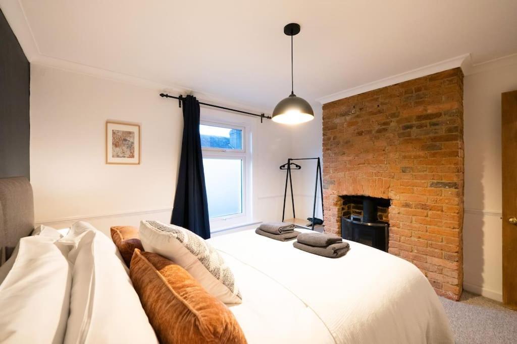 3 Bedroom Home Close To Town Centre With Wifi & Garden Royal Tunbridge Wells Εξωτερικό φωτογραφία
