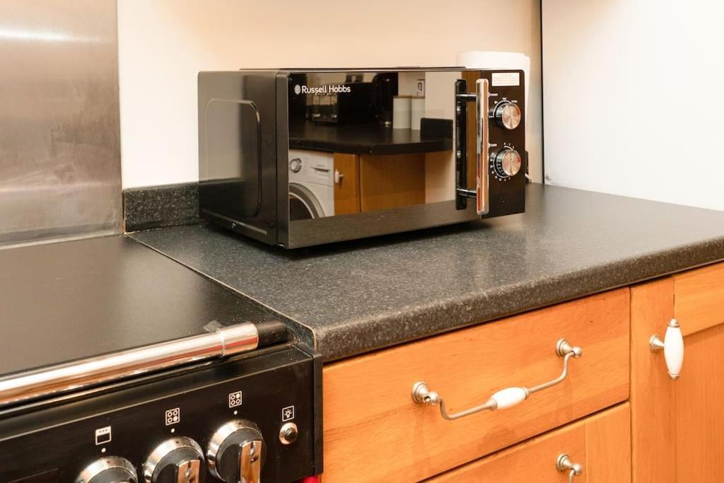 3 Bedroom Home Close To Town Centre With Wifi & Garden Royal Tunbridge Wells Εξωτερικό φωτογραφία