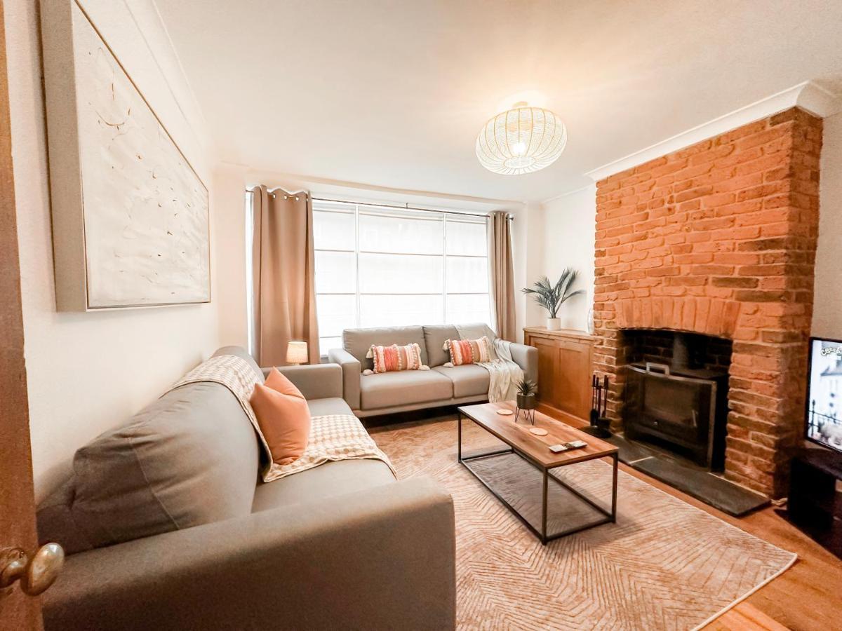 3 Bedroom Home Close To Town Centre With Wifi & Garden Royal Tunbridge Wells Εξωτερικό φωτογραφία