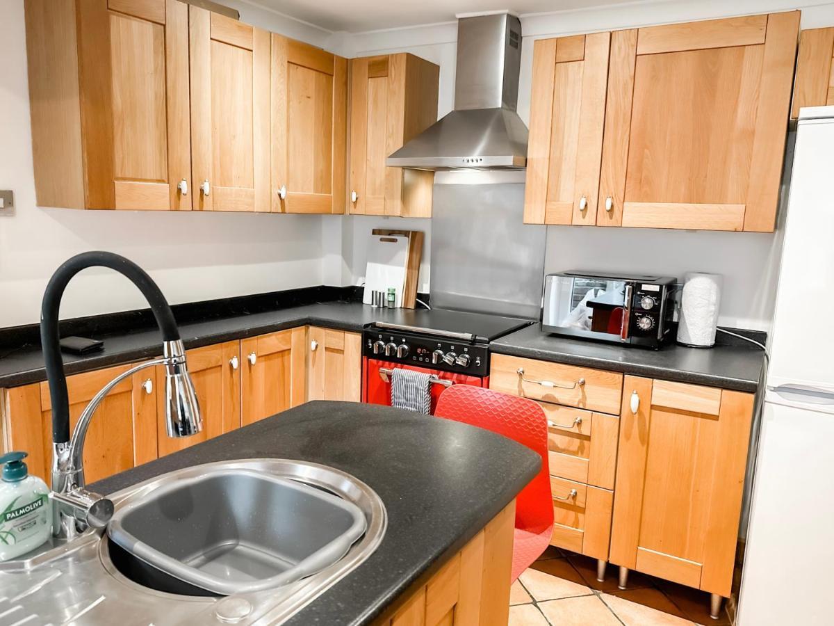 3 Bedroom Home Close To Town Centre With Wifi & Garden Royal Tunbridge Wells Εξωτερικό φωτογραφία